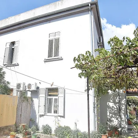 Butkovic 312 Apartamento Pula